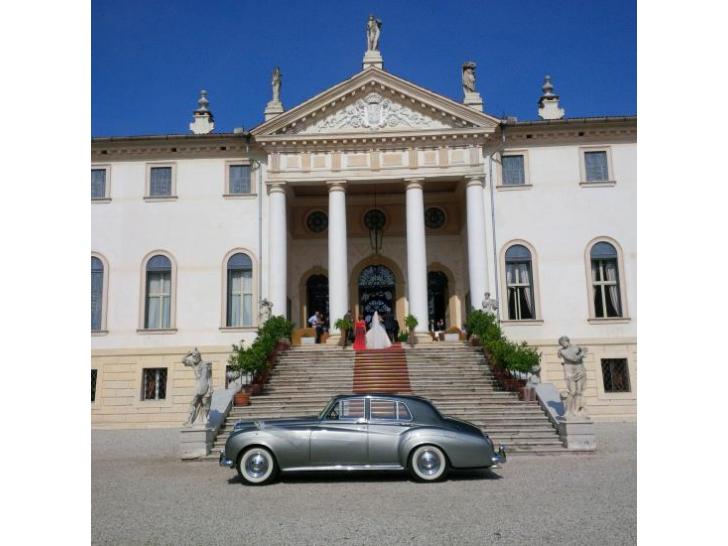Noleggio con conducente di Auto per Matrimoni S1 a Castelfranco Veneto e dintorni