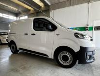Noleggio Senza Conducente Toyota Proace 2°s furgone a Massa-Carrara