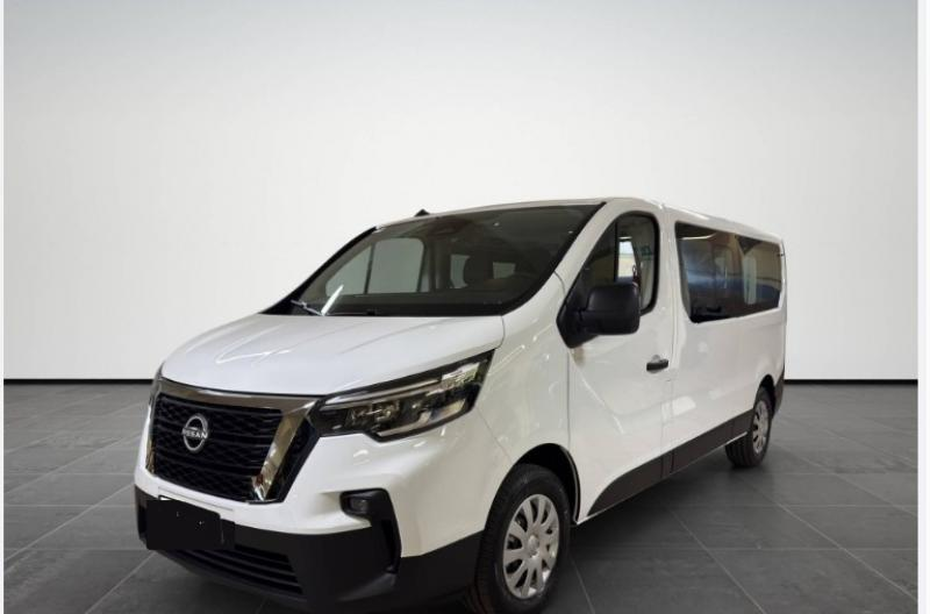 Nissan Primastar bus