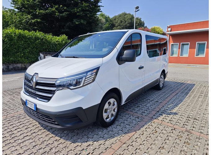 Renault Trafic autobus