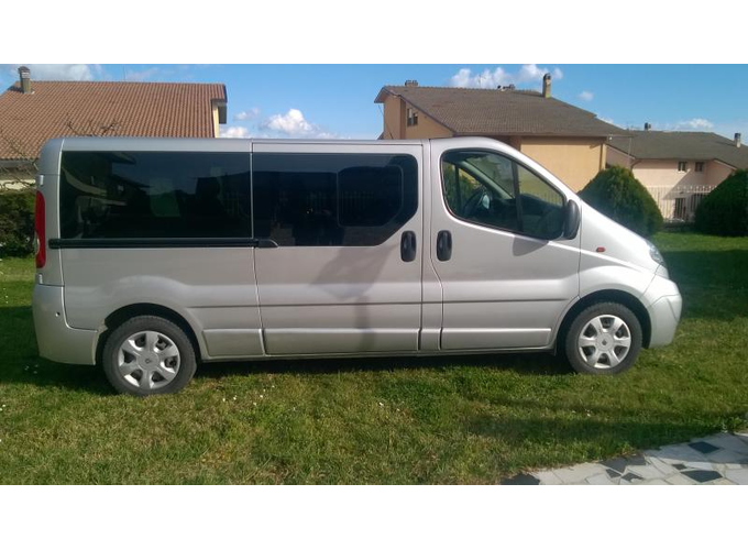 Opel Vivaro combi